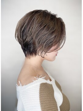 エル(elle) ひし形ショートボブ×デジタルパーマ×レイヤーボブ30代40代