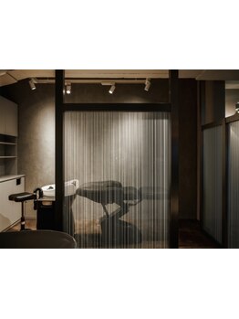 【徳島唯一/NY発最新ヘアケアORIBE使用】ダメージケアと髪質改善を叶えるオーダーメイド処方でうるツヤに