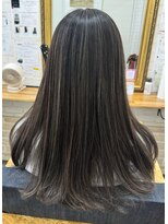 ヘアスペースプルメリア(Hair space Plumeria) コントラストハイライト