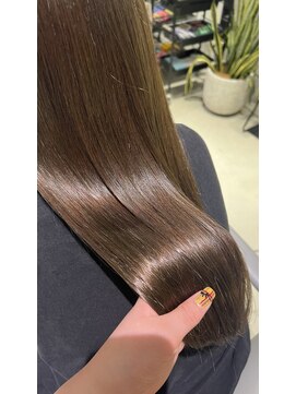 ヨキ(yoki.) 艶ブラウン【髪質改善】