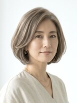 グランリュクス(GRANLUXE)&nbsp;40代50代60代、イルミナカラー サファリグレージュボブ