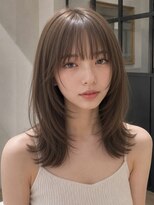 ユーフォリア 青山(Euphoria)&nbsp;ブリーチなしコテ巻き風パーマ前髪ありミディアムヘア姫カット☆