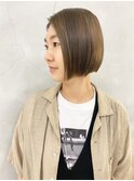前下がりぱっつんボブ