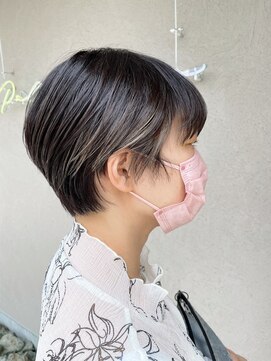 パルムヘアー(Palm hair) ハイライトショート