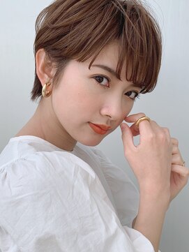 リュクスバトーバイトリコ 船橋南口店(Luxe BATEAU by tricot) 小顔マニッシュショート