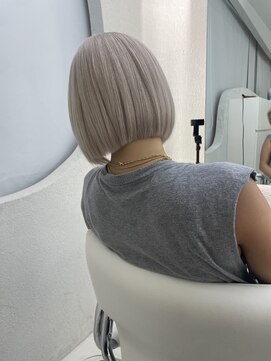 ガガ 心斎橋(GAGA) ミルクティーベージュダブルカラーインナーカラーケアブリーチ