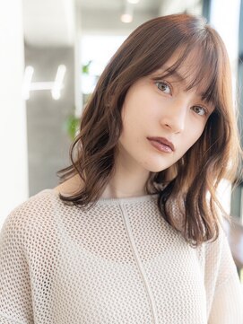 イオ 本厚木(io) 20代30代くびれレイヤー似合わせカットイメチェンフルバング