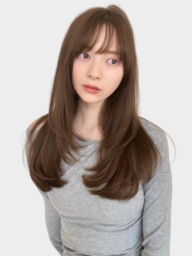 ユーフォリア 新宿通り(Euphoria) セミロング/レイヤー/ワンカール/アッシュブラウン