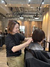 【桑原知佳】（スタイリスト/歴12年）ショート、似合わせカットが得意です！