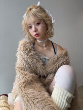 カシェル トウキョウ(Cashel Tokyo) ホワイトベージュ/ブリーチ/ヘアセット