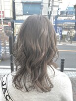 ハーティーモトヤワタ(hearty MOTOYAWATA)&nbsp;透明感たっぷりグレージュカラー