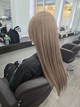 グランディールヘアデザイン(grandir hairdesign) ケアブリーチ/ミルクティー/ロングヘア/千葉