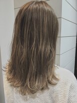 ネオリーブ アンド 渋谷店(Neolive &)&nbsp;【Neolive & 渋谷店】ハイライトを細かく入れた外国人風カラー