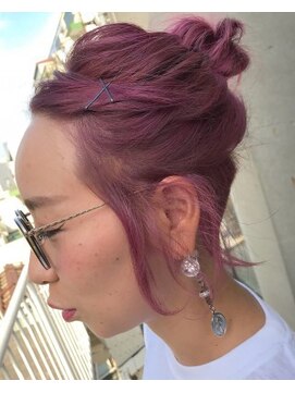 ジーナ(XENA) 個性派ピンクパープルアレンジ