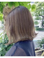 グランルッソ 岡山イオン前(GRAN LUSSO)&nbsp;ブラウングレージュにちょこっとミント