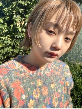 バズ(BUZZ) ハイトーンベージュ★秋山