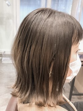 ビースリー ロア ハイライトグラデーションカラー　2021/12/16