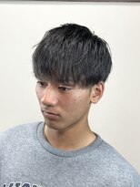 スウェル ジャンティ(SWELL gentil) マッシュ　刈上げ　ツーブロック　センターパート