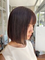 ラグーン(LAGOON)&nbsp;グレーベージュ/グレージュアッシュ/ツヤ髪/切りっぱなしボブ