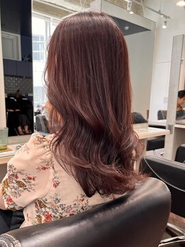 ニーフ 恵比寿(neaf) 黒髪グレーベージュレイヤーロング前髪パーマ 滝口和城