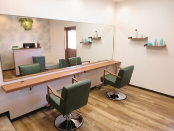 サロンパルヨン ヘアーアンドネイル(SALON paljon Hair&Nail)の写真/[御門台駅徒歩1分]北欧風×ナチュラルテイストのプライベート空間で癒されて―。2席のみの小さな美容室♪