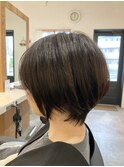 大人ショートボブヘアー