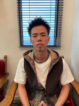 ビーバイエイトジェンツ(Bee by EIGHT GENTS) MEN'S HAIRウルフアッシュブラックカルマパーマベリーショート