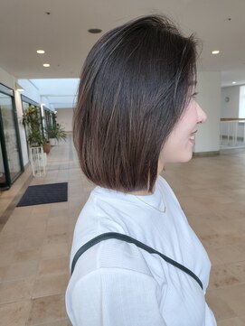 ビュートリアム 神戸(BEAUTRIUM) 顔周りレイヤーボブ/ミディアム/レイヤーボブ