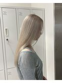 13681髪質改善金髪ホワイトブロンドシルバーアッシュストレート