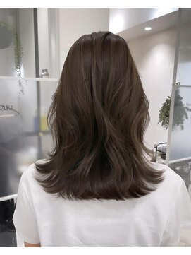 ムード(MOOD,) 暗めカラー/グランマッシュ[レイヤーカット/髪質改善/銀座]