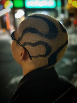 ブレイズマン(BLAZEMAN) 唯一無二のバズアート