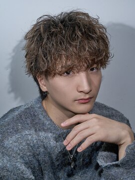 ハイプ 枚方(HYPE) ツイスパ/シャドウパーマ/曲がる縮毛矯正/眉毛ワックス