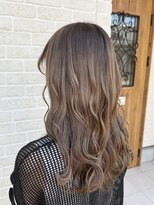 ムーナ(Muwna)&nbsp;ロングスタイル