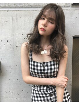 アクト(ACT) 外国人風beige long