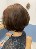 ショートボブ