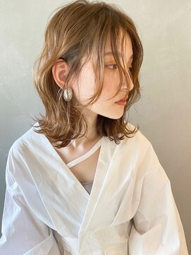 パーク(PARK) 【PARK】波ウェーブ×シアベージュミディ