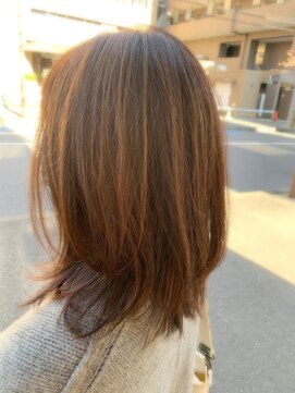 ヘアーゾーン ハチマルハチ 登戸駅前店(Hair Zone 808) ミディアムレイヤー