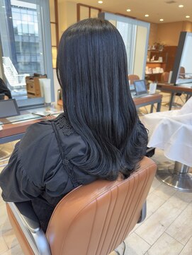 ネオリーブギンザ 銀座店(Neolive GINZA) ネイビーグレージュ【ビフォーアフター】