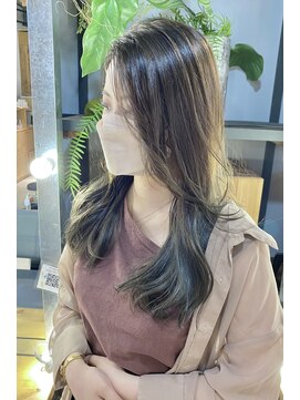 ザ ラボ アングゥ(The Labo ungu) オリーブベージュ/暗髪/グラデーションカラー