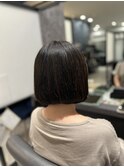 前下がりボブ