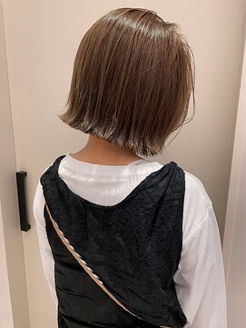 コルソ バイ ケーツー(CORSO by k-two) 外ハネミニボブ/透明感カラー