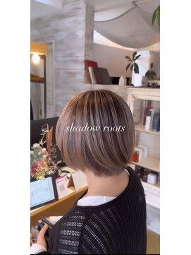 キートス(kiitos) shadow roots