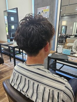 ウーラバイウェルズ 大和八木(U-ra by wells)の写真/【忙しいビジネスマン必見】カジュアルからビジネスまでお任せ☆ヘッドスパで日頃の疲れをリフレッシュ！