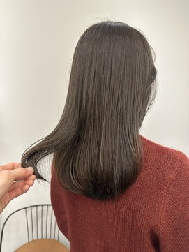リリアーナ(LILIANA) 池袋 イルミナカラー 透明感 髪質改善 オリーブアッシュ♪