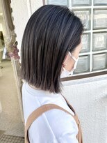 ロマーリ 岡山店(LOMARLIE)&nbsp;切りっぱなしボブ×大人ハイライト