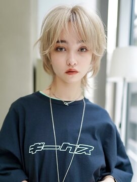 ギークス(GEEKS) 【GEEKS渋谷】抜きっぱなしブロンド/レイヤー/ホワイトブリーチ