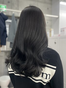 エヌアイ オモテサンドウ(ni omotesando) オリーブグレージュ/赤み消しカラー/レイヤーカット　上野