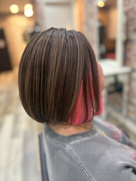 マギカ 横須賀久里浜店(Magica) ビビットインナーカラー