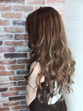 ヘアーメイクチック(HAIR MAKE CHiC) 艶バリヤージュカラー