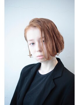 ココ 本八幡(KOKO) 黒髪クラゲヘアーオリーブグレー小顔ココアベージュ丸型卵型ボブ